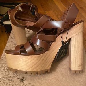 Brown leather sandals